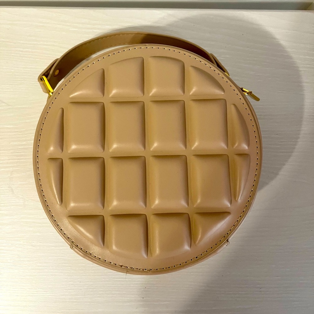 Brand new waffle handbag with cross body strap